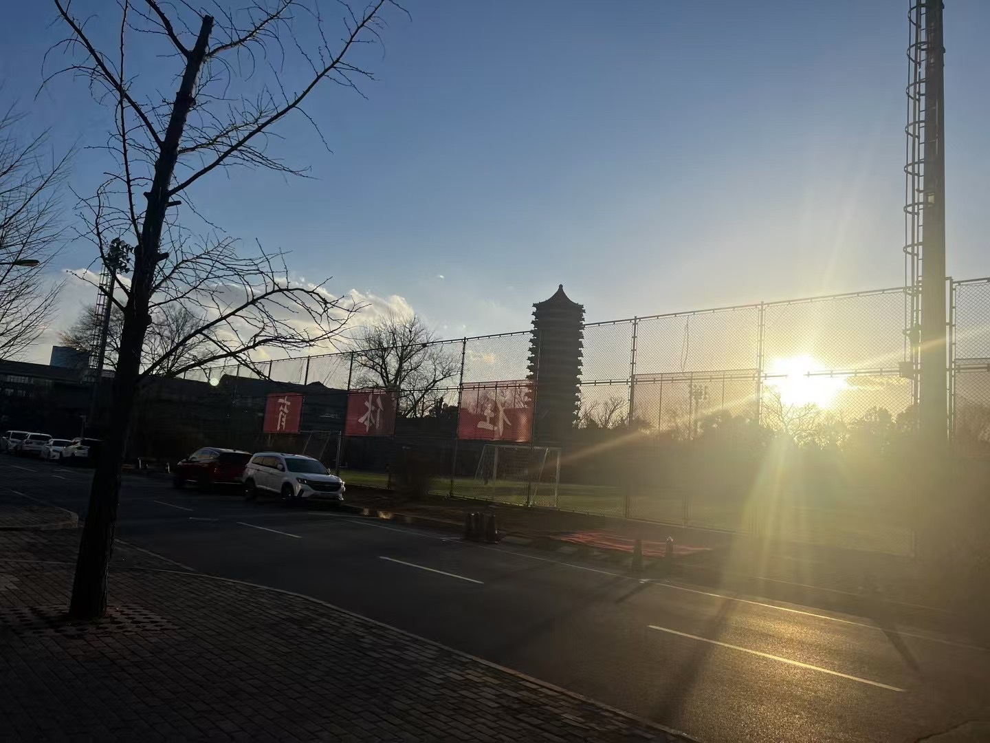 参观学习 - 合影留念